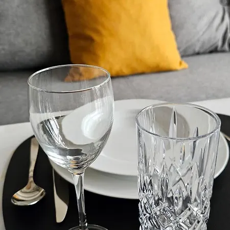 The Smart Living Nest - Comfyhome Apartamento