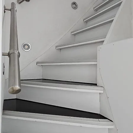 The Smart Living Nest - Comfyhome Apartment Stuttgart